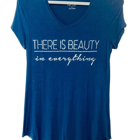 Apt. 9 Women's Blue Graphic T-Shirt Top Short Sleeve Beauty In Everything‎ - Picture 1 of 4